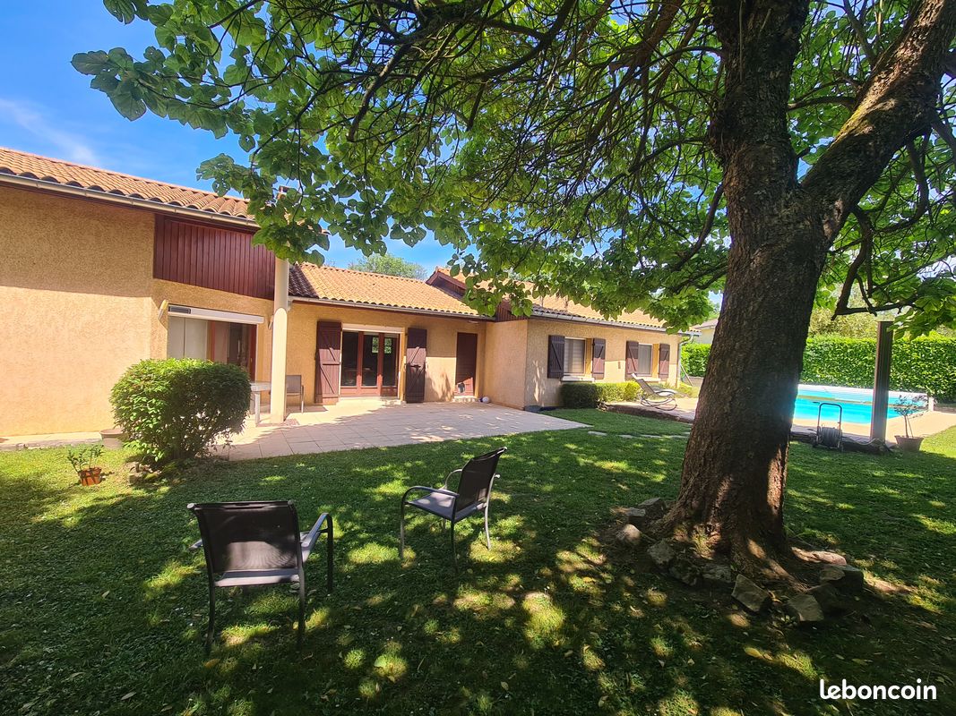 Maison 6 pièces 154 m² · à Ruy-Montceau · 154 m² · 350 000 €