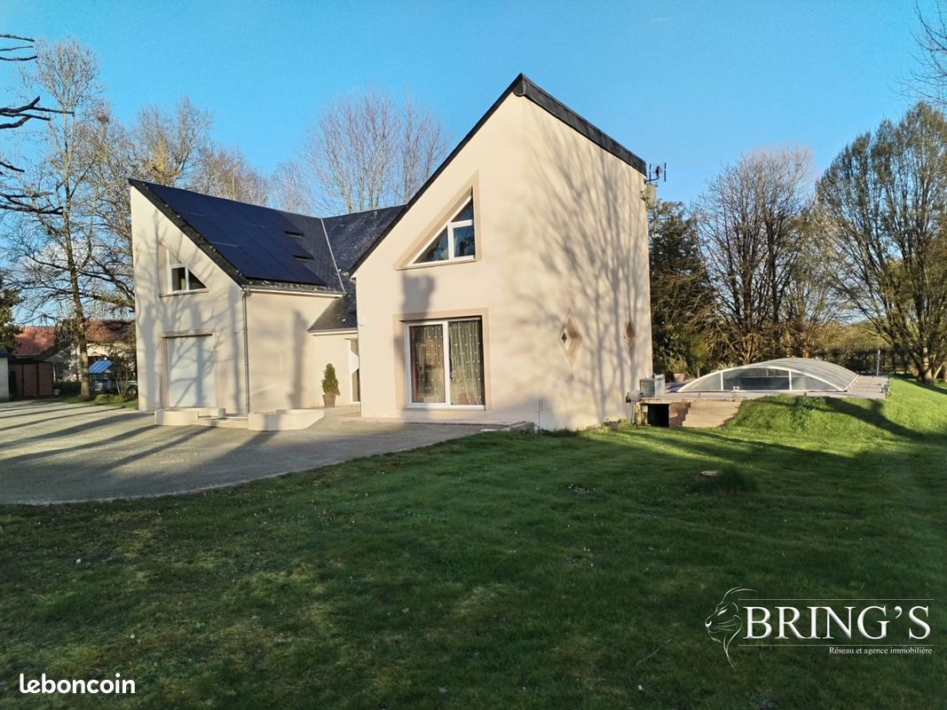Maison 5 pièces 151 m² · à Durtal · 151 m² · 298 000 €