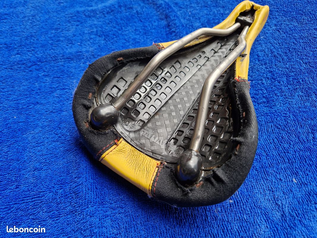 Selle gel véritable vintage Selle Italia FLITE NEUVE DE STOCK