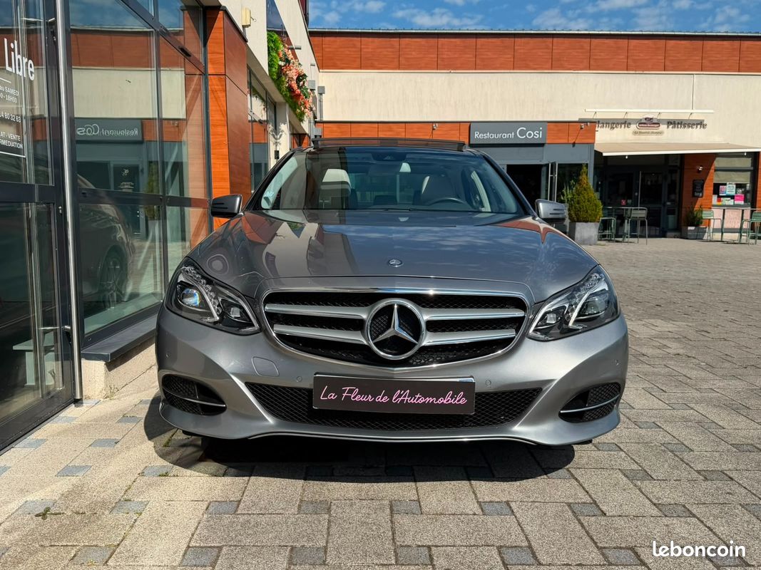 MERCEDES-BENZ Classe E Berline 220 CDi 2.1 CDI 16V DPF BlueEFFICIENCY 7G-TRONIC 170 cv - TOIT OUVRANT - SIEGES ELECTRIQUES (image 6)