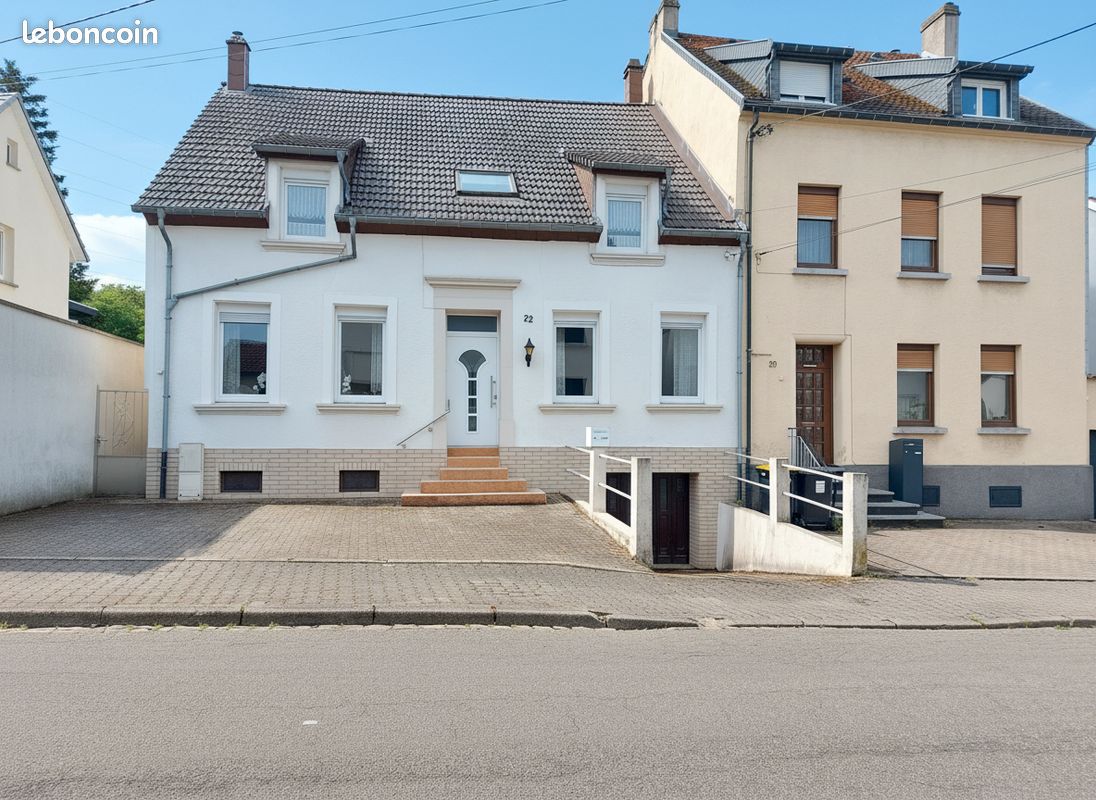 Maison 8 pièces 170 m² · à Petite-Rosselle · 170 m² · 165 500 €