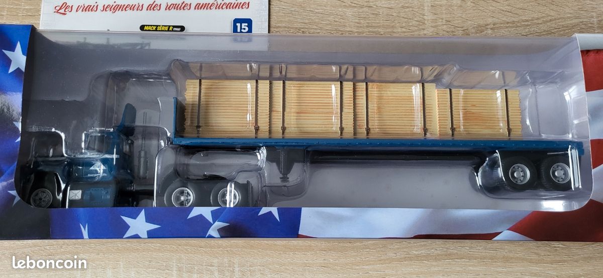 Modèle Réduit Camion Mack R Série 1966 Cabine Double - Échelle 1:43