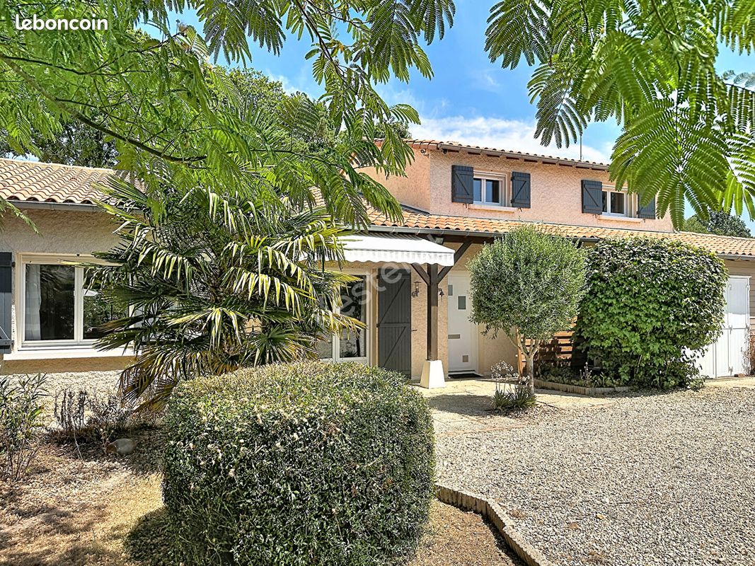 Maison 7 pièces 173 m² · à Nouaillé-Maupertuis · 173 m² · 379 500 €