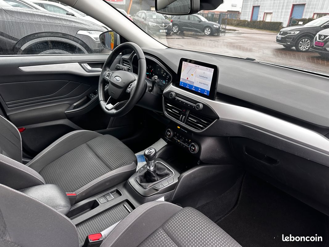 Ford focus iv 1.5 ecoblue 120 s&s titanium 1 ere main avec seulement 70468 kms (image 5)