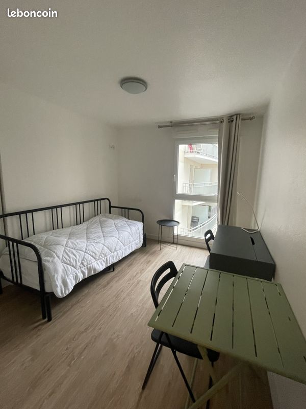 Appartement 1 pièce 18 m² · à Courbevoie · 18 m² · 790 €/mois
