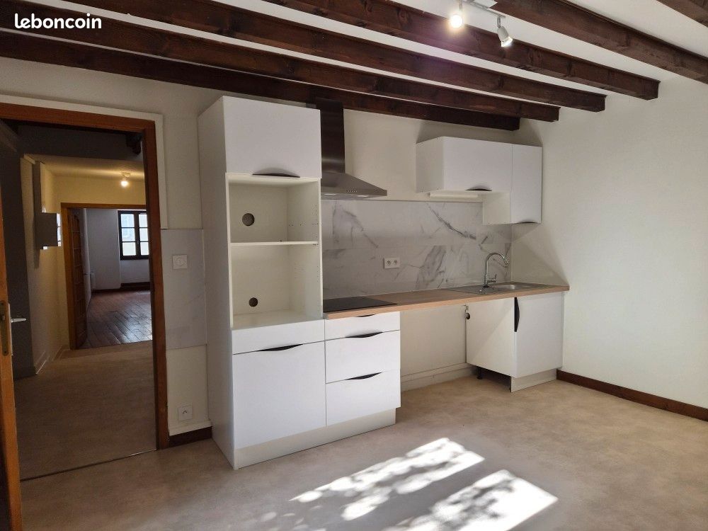 Appartement 3 pièces 100 m² · à Lons-le-Saunier · 100 m² · 797 €/mois