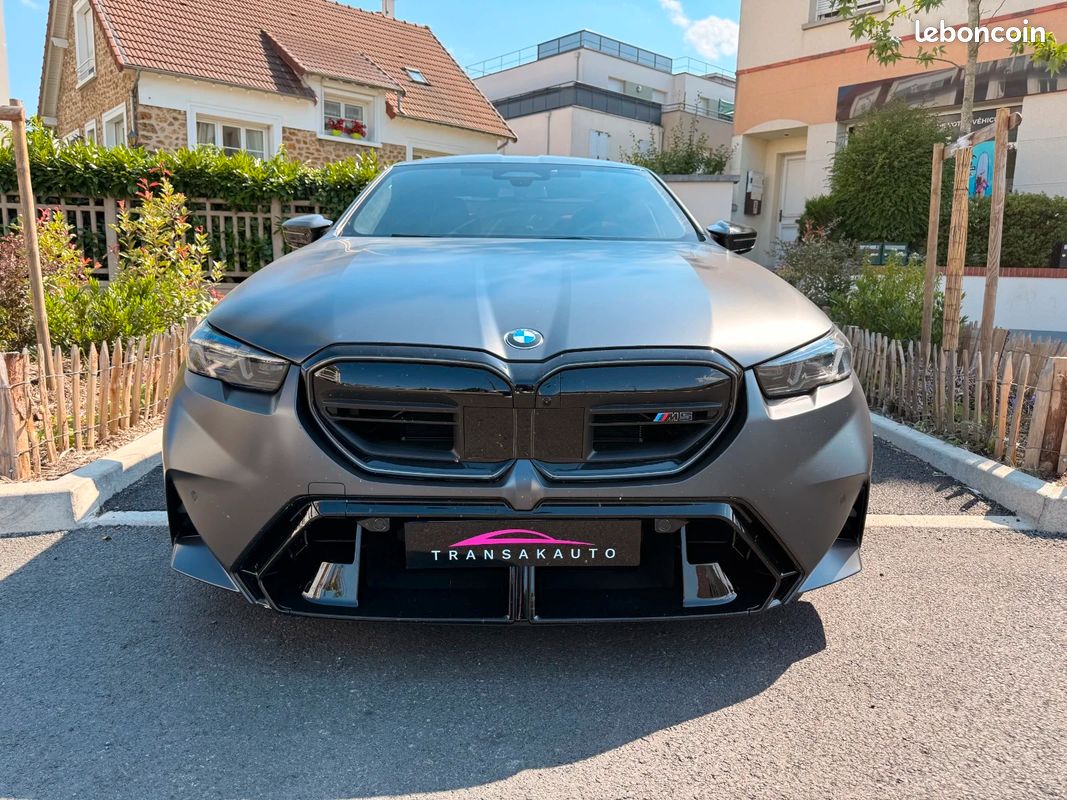 BMW M5 4.4 V8 PHEV 727ch / GMK / PACK CARBON (image 3)