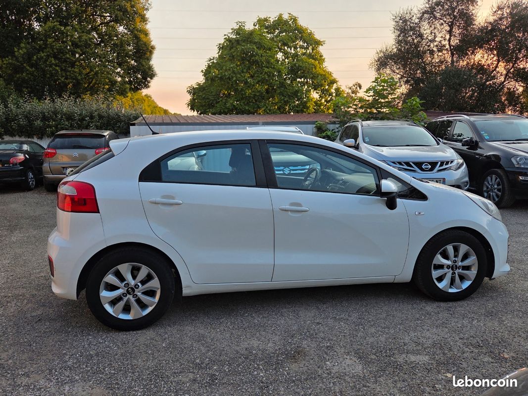 Kia Rio 1.2 cvvt 85ch 72mkm An11.2016 (image 11)