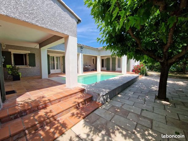 Villa 5 pièces 184 m²