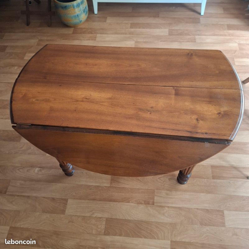 Table pliante en bois massif + rallonge (image 2)