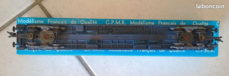 Voiture Restaurant RMA Ciwl époque 3 – Modèle Réduit HO – Bleu Vintage 1970