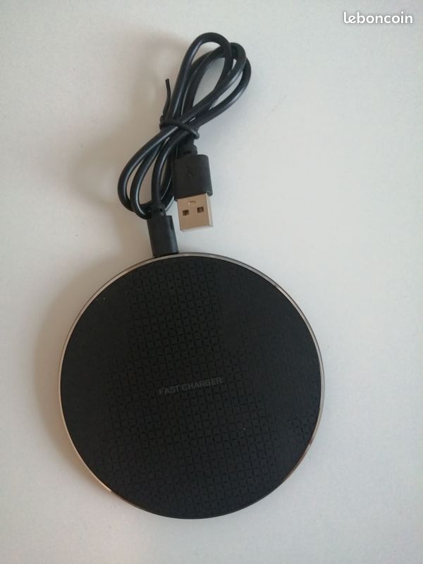 NEUF : Chargeur à induction compatible Iphones, Samsung, Huawei... (image 1)