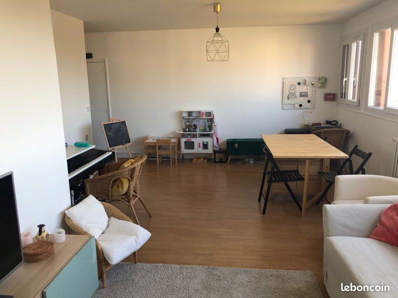 Appartement 4 pièces 67 m² · à Neuilly-sur-Marne · 67 m² · 140 000 €