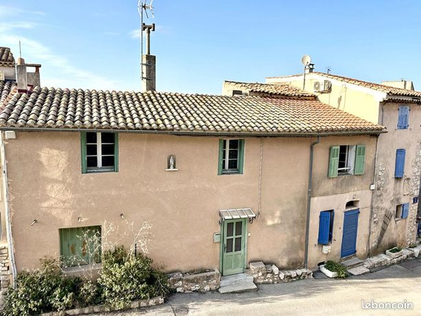 Maison de village 9 pièces 230 m²