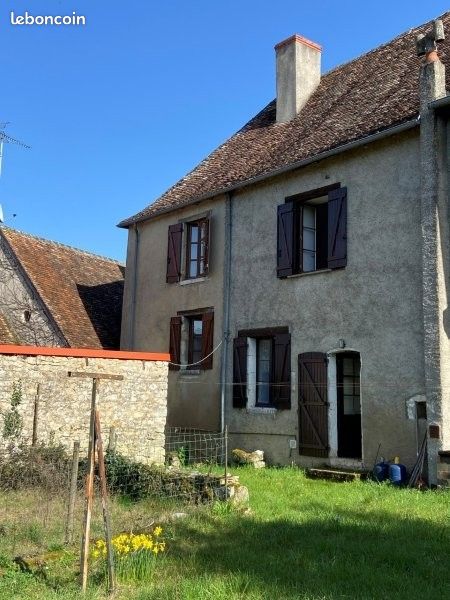 Maison 5 pièces 120 m² · à Bélâbre · 120 m² · 44 000 €