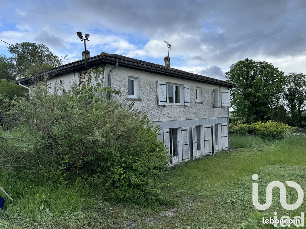 Maison 7 pièces 180 m² - Étriac 16250 (image 2)