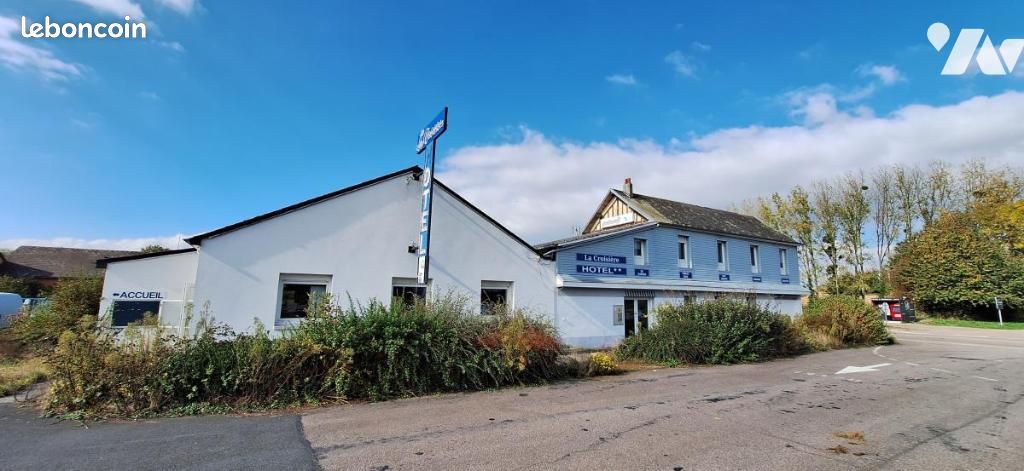 Local commercial 1000 m² · à Louvetot · 1 000 m² · 576 400 €