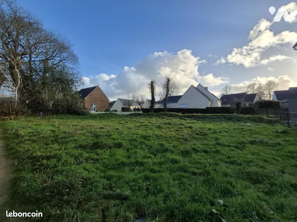 Terrain 427 m² · à Locqueltas · 427 m² · 124 408 €