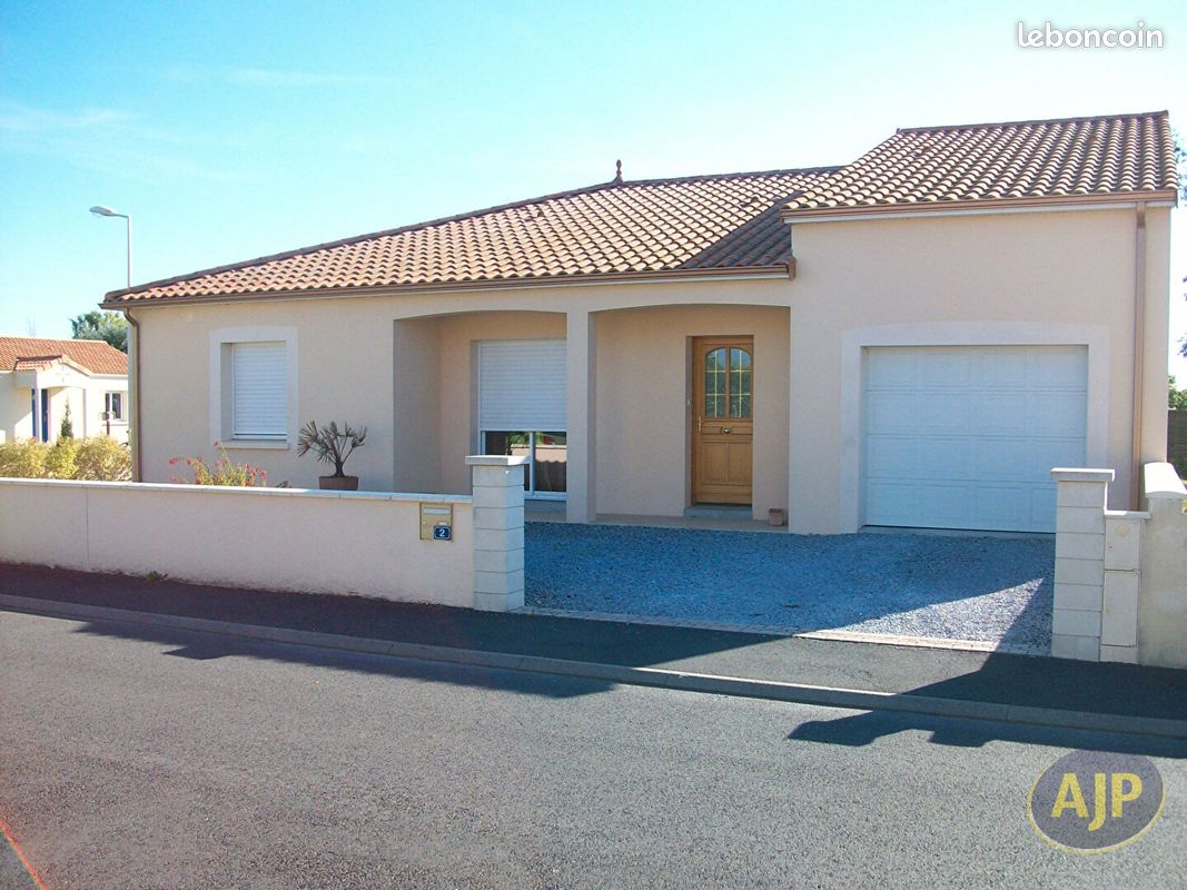 Maison 4 pièces 109 m² · à Orée d'Anjou · 108,9 m² · 930 €/mois