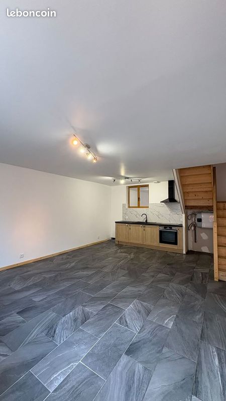 Maison 4 pièces 93 m² · à Thiers · 93 m² · 541 €/mois