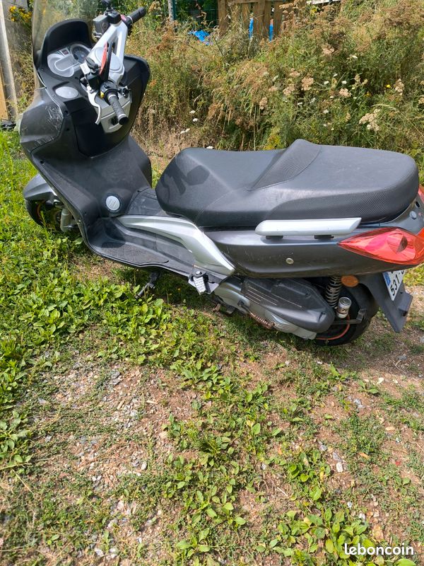 Motos 125 en très bon état cause retraite (image 1)