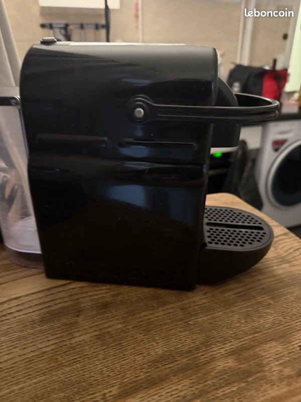 Machine à café nespresso (image 3)