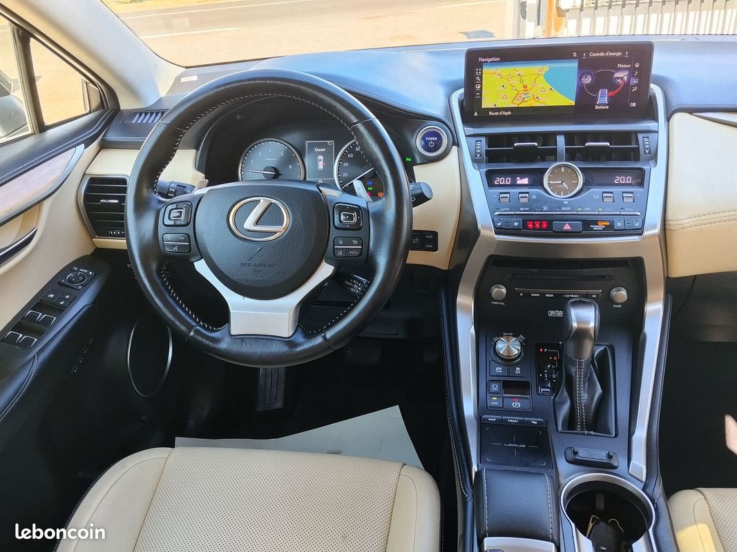 Lexus NX 300H 4WD LUXE (image 9)
