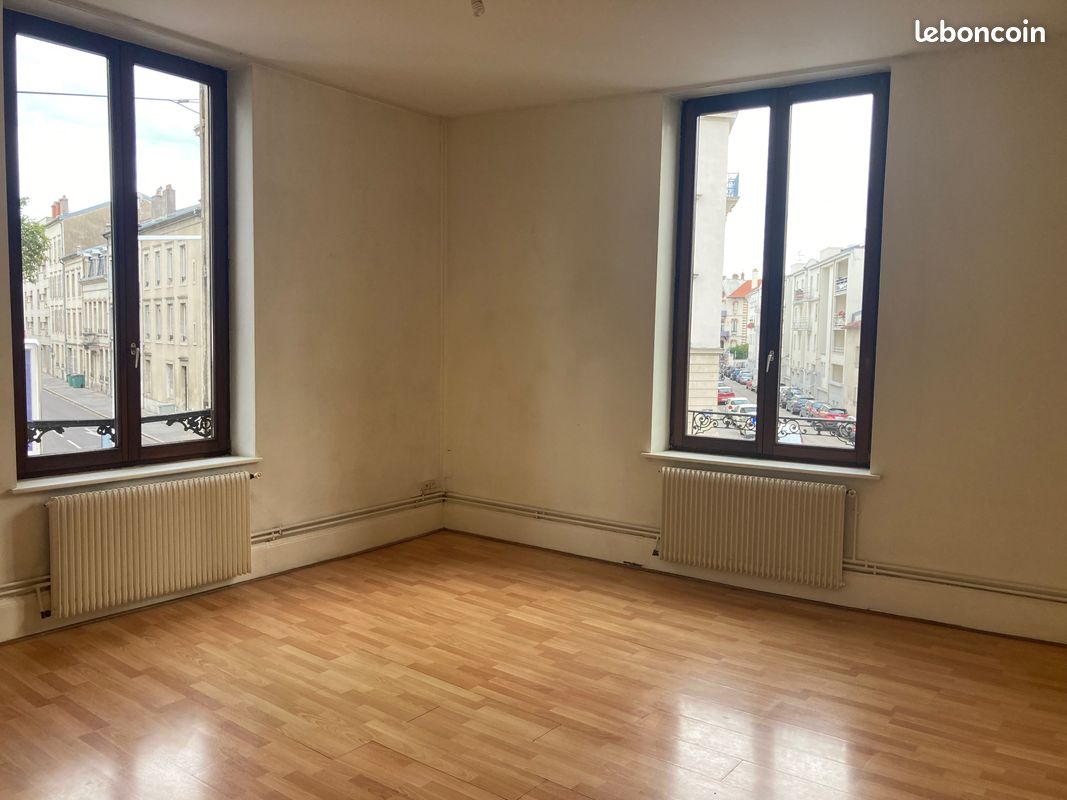 Appartement 3 pièces 92 m² · à Nancy · 92 m² · 715 €