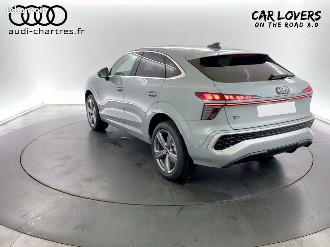 AUDI Q3 Sportback e-hybrid 272 ch S tronic 6 S line (image 3)