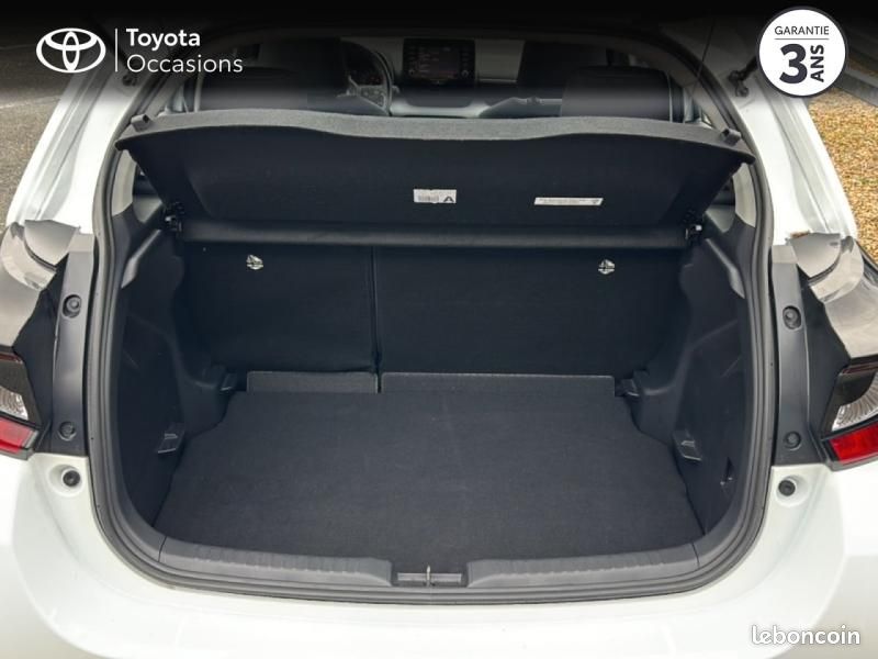 Toyota Yaris 120 VVT-i Dynamic 5p MY22 (image 10)
