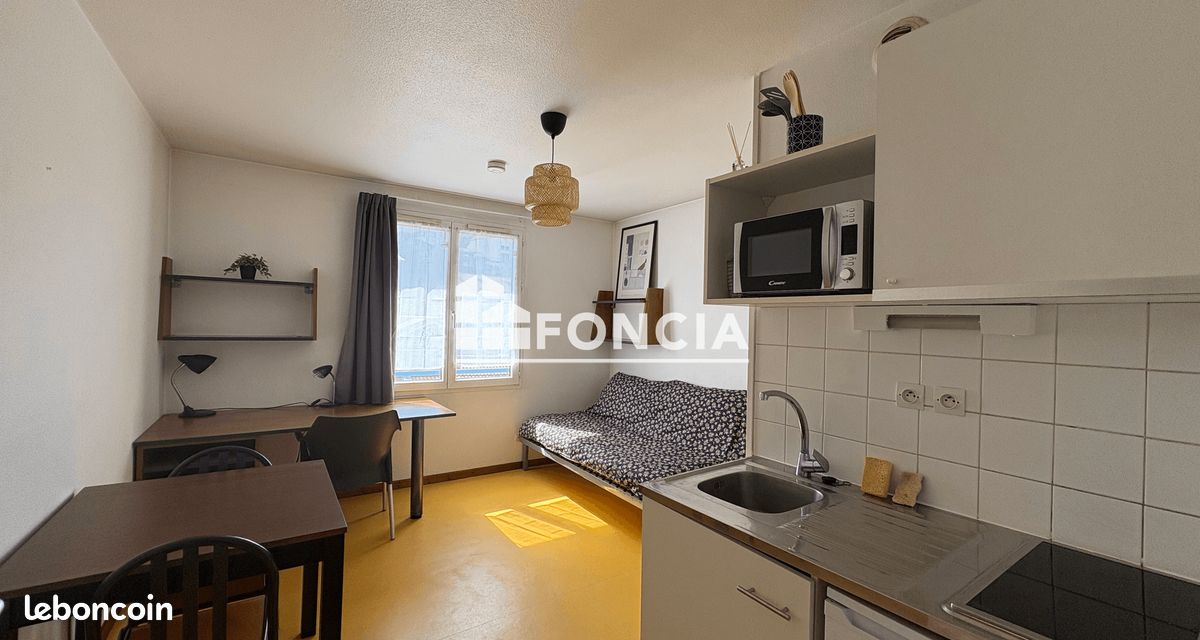Appartement 1 pièce 20 m² · à Saint-Étienne · 20 m² · 329 €