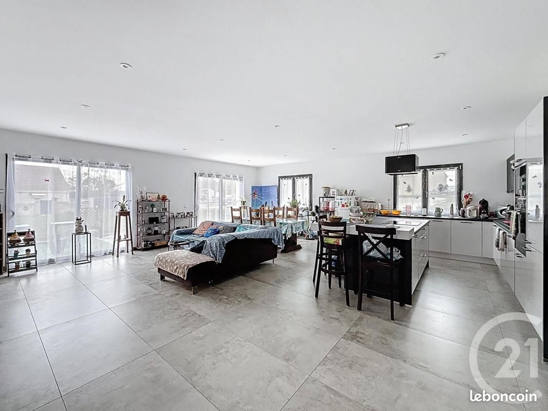 Maison 6 pièces 151 m² · à Fontaine-Française · 151 m² · 320 000 €