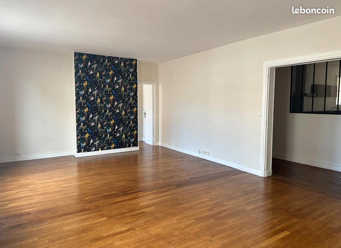 Appartement 3 pièces 94 m² · à Orléans · 94 m² · 1 030 €