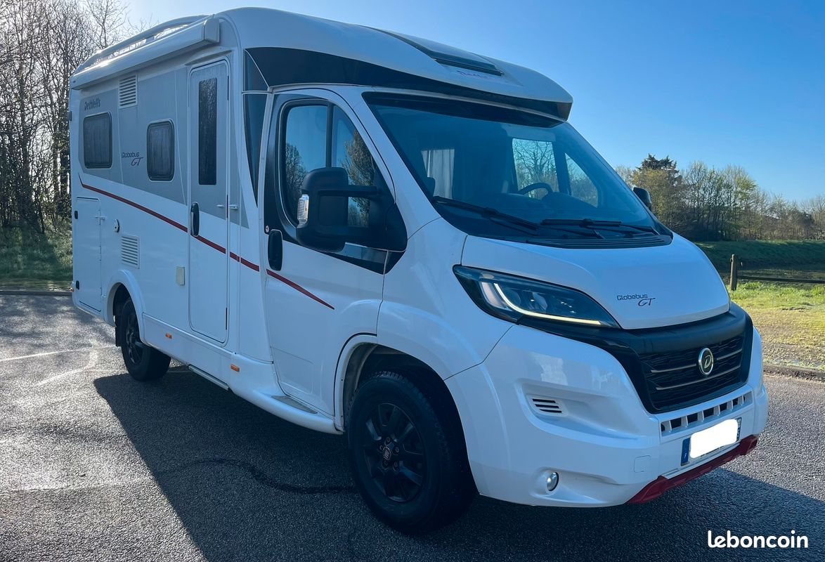✨ Camping-car compact Dethleffs Globebus T1 sur porteur Fiat Ducato (image 1)