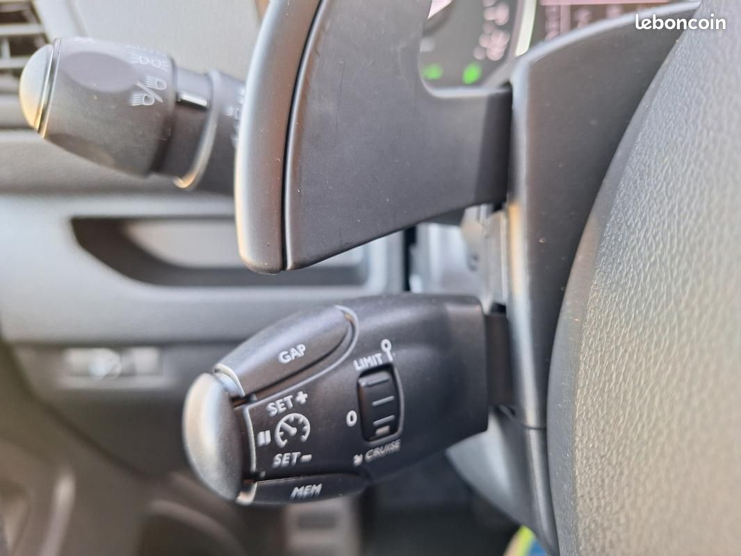 Opel Vivaro CABINE APPROFONDIE CA FIXE TAILLE M BLUEHDI 145 S&S EAT8 (image 14)