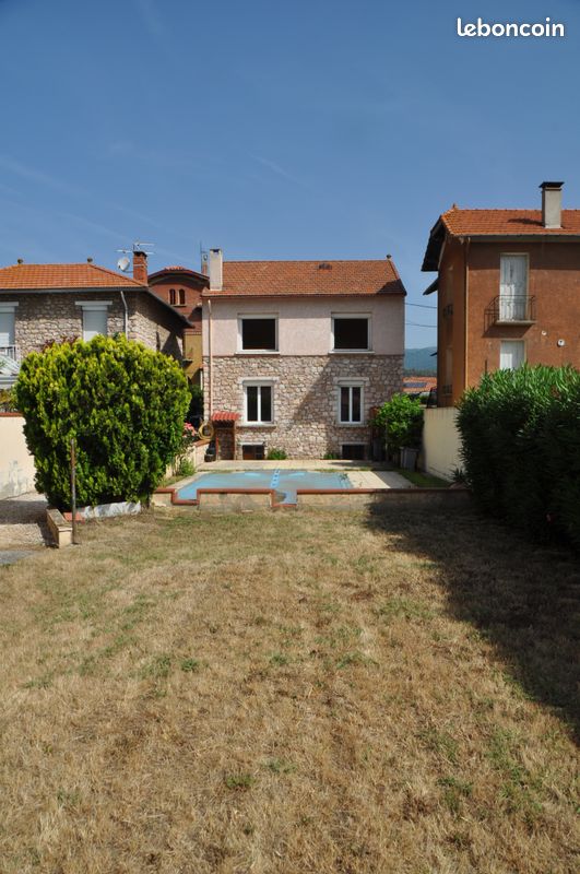 Maison 5 pièces 116 m² · à Prades · 116,5 m² · 199 000 €