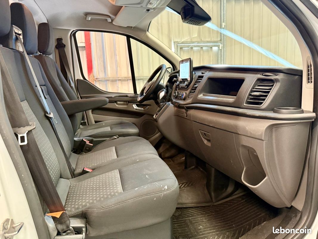 FORD TRANSIT CUSTOM L1 H1 2.0 130 CH BVA6 CLIM / GPS / GALERIE / REGULATEUR / TVA RECUPERABLE 158.453km (image 3)