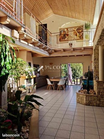 Maison 4 pièces 155 m²