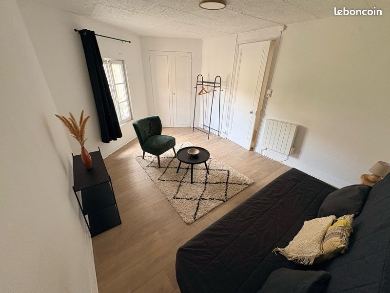 Immeuble 6 pièces 97 m² · à Angoulême · 97 m² · 270 000 €