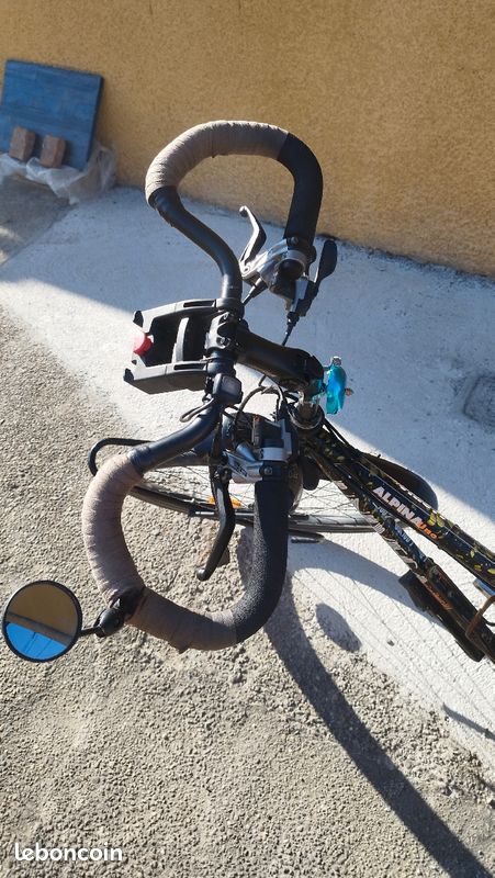 Vélo de voyage type " randonneuse" taille M (image 10)