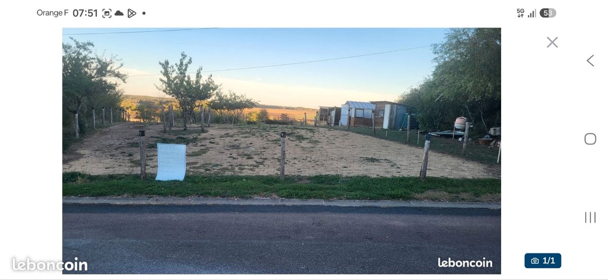 Terrain constructible · à Boussenois · 30 000 €