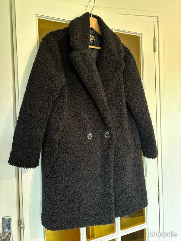 Manteau épais et chaud Jennifer Taille S Wild & Fluffy Épais et chaud effet mouton (image 4)