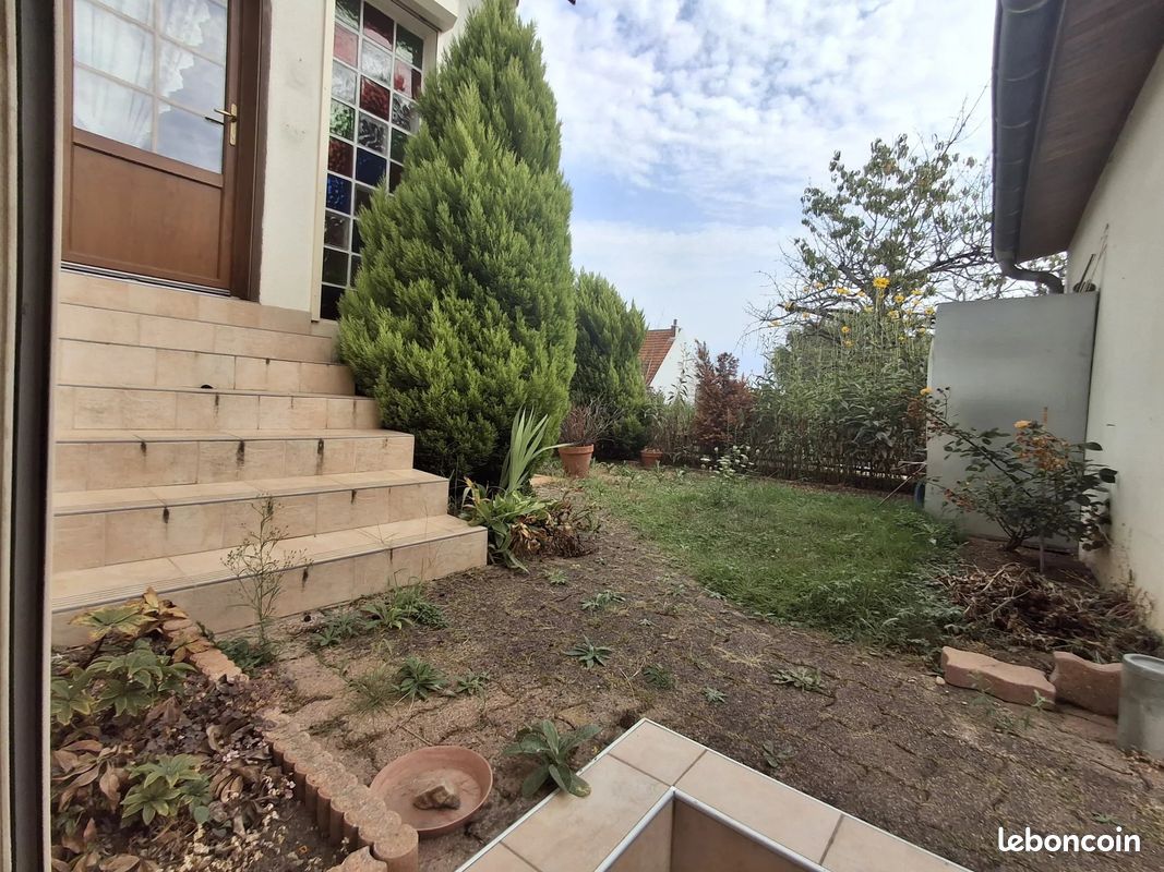 Appartement 6 pièces 108 m² · à Saint-Rémy · 108 m² · 213 000 €