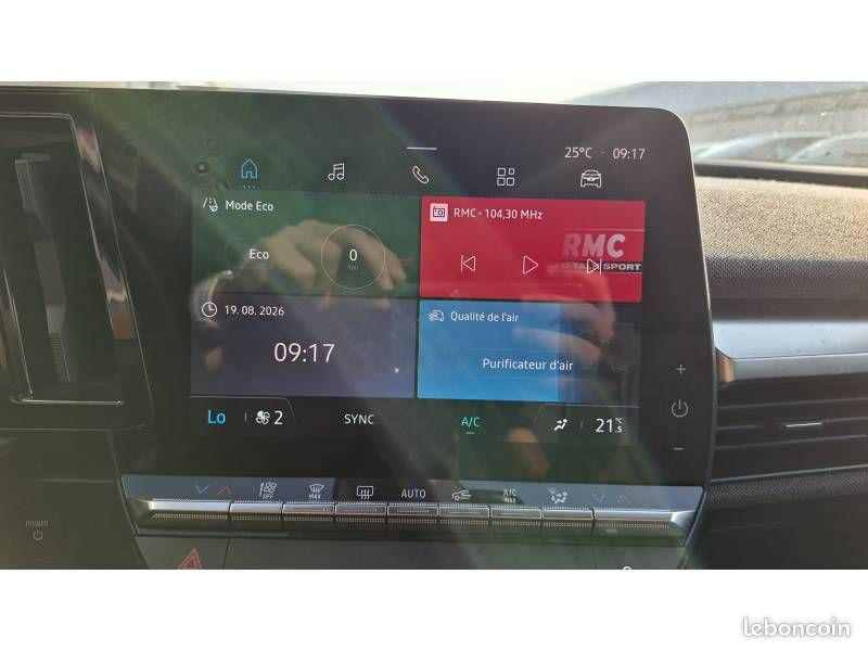 Renault Mégane E-Tech EV40 130ch standard charge Equilibre (image 18)
