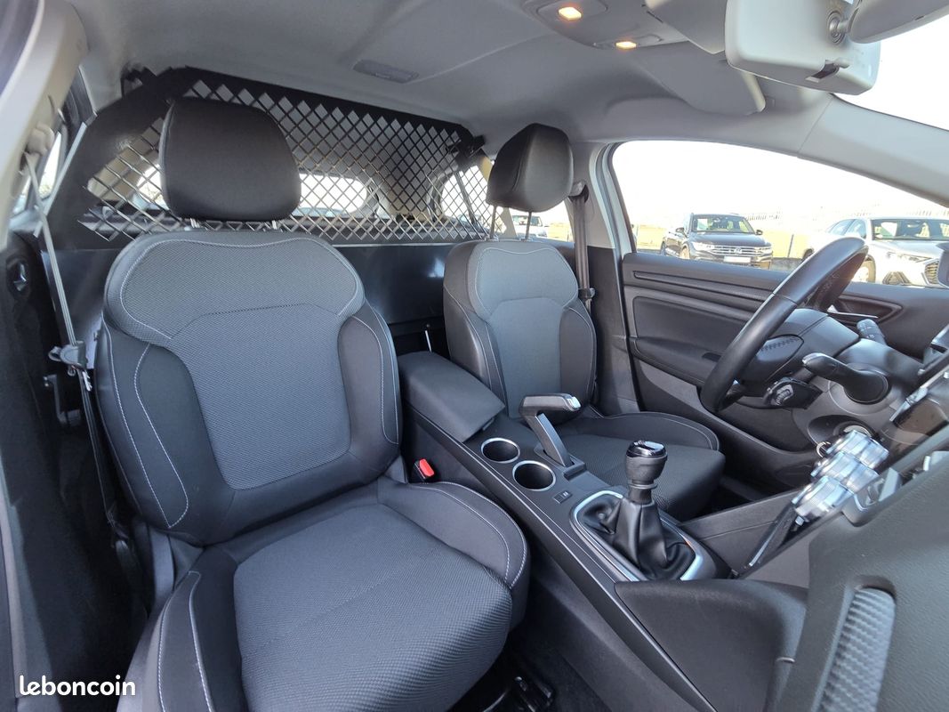 12995 HT - Mégane IV Société BlueDCi 115cv Air Nav (image 4)