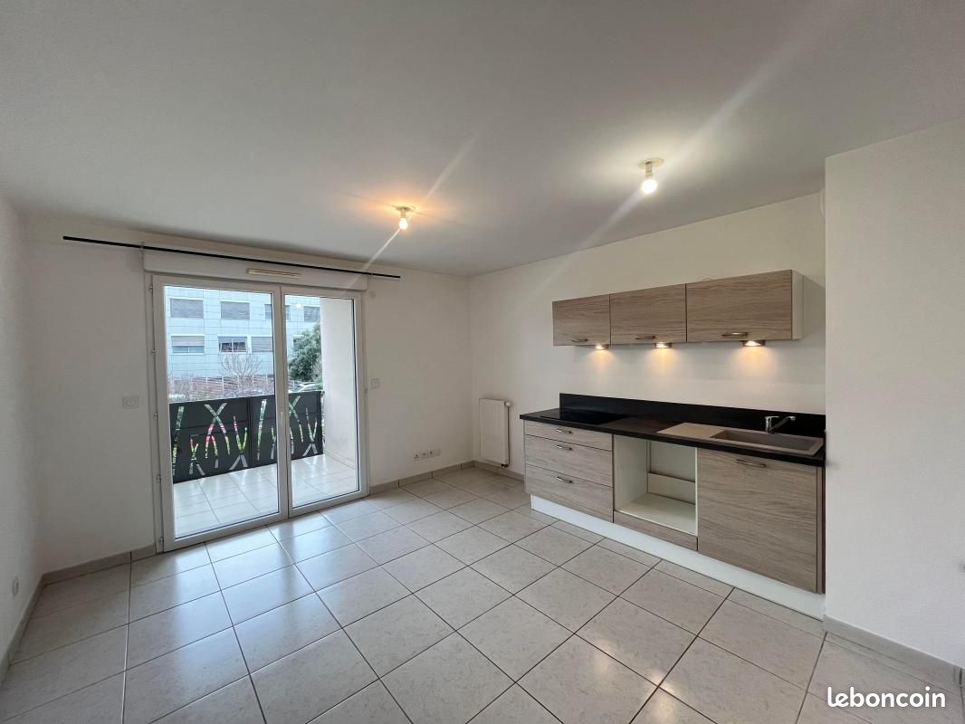 Appartement 3 pièces 49 m² · à Manosque · 49 m² · 730 €