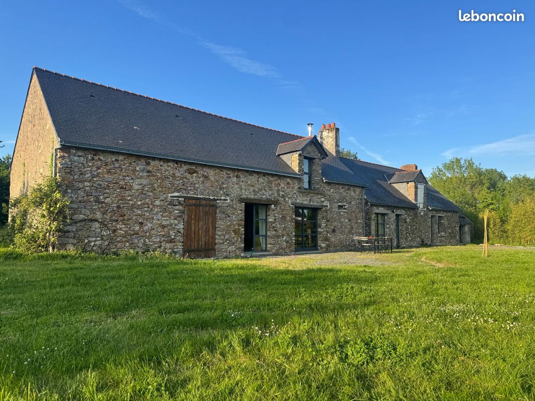 Maison 8 pièces 178 m² · à Loireauxence · 178 m² · 374 400 €