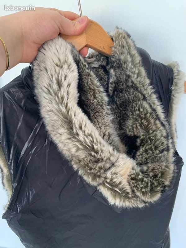 Gilet Sans Manches En Fourrure De Lapin Réversible - Marque Oakwood - Taille S - Couleur Beige - Neuf Sans étiquettes