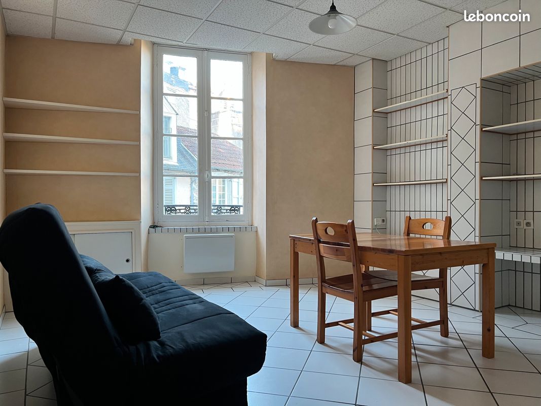 Appartement 1 pièce 25 m² · à Pau · 25 m² · 380 €
