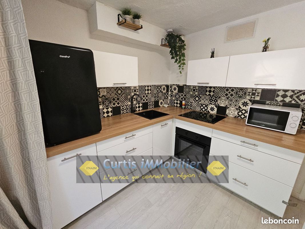 Appartement 1 pièce 35 m² · à Saint-Étienne · 35 m² · 370 €/mois